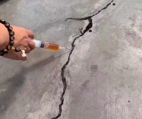 轮台混凝土裂缝修补技术详解​